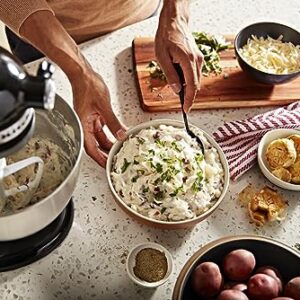 KitchenAid Classic Series 4.5-Quart Tilt-Head Stand Mixer K45SS - Image 7